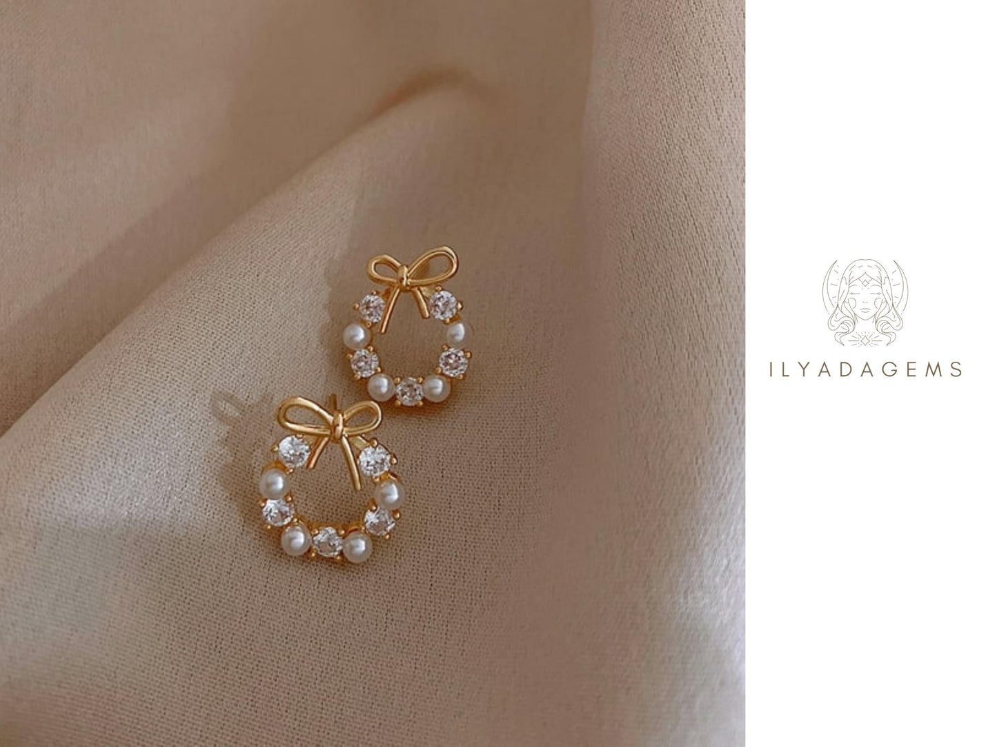 Gold Color Christmas Wreath Earrings