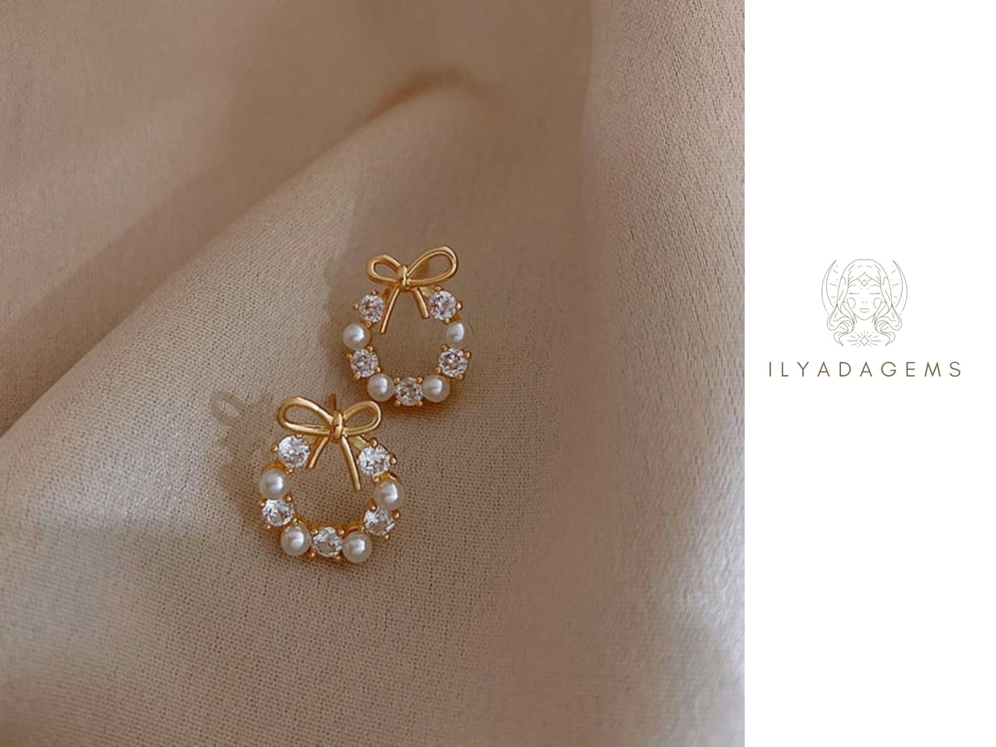 Gold Color Christmas Wreath Earrings