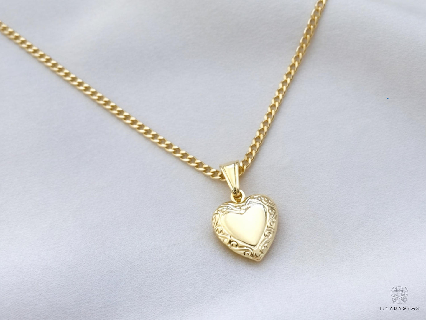 Heart Shaped Photo Locket Necklace