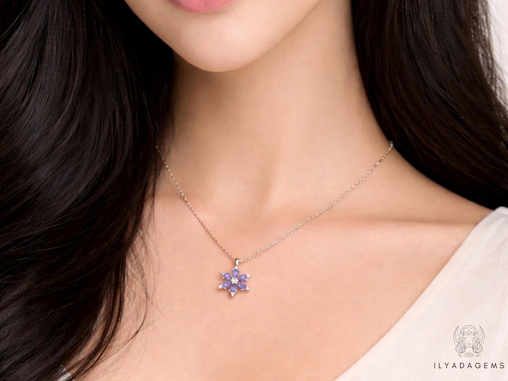Sterling Silver Amethyst Flower Pendant Necklace