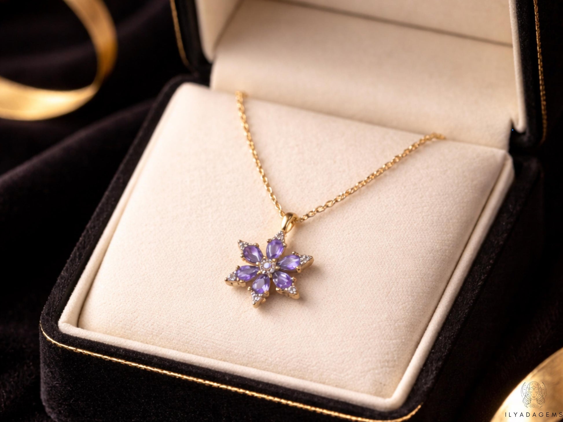 Sterling Silver Amethyst Flower Pendant Necklace