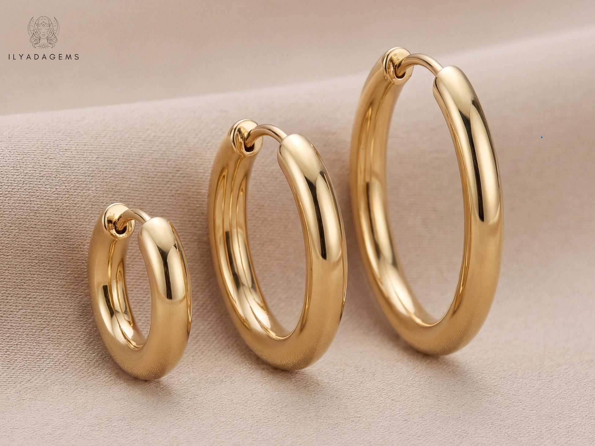 Gold Hammered Hoop Earrings Set