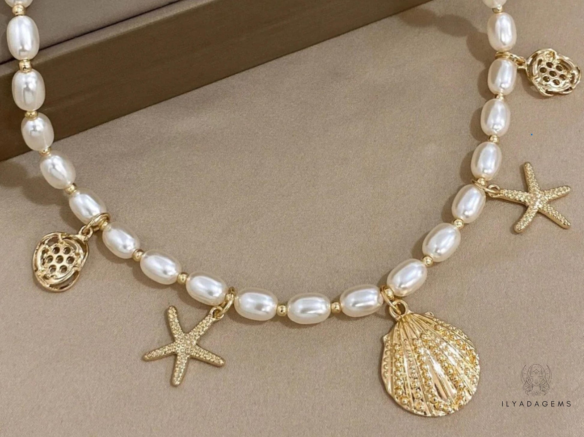Pearl Shell Charm Necklace