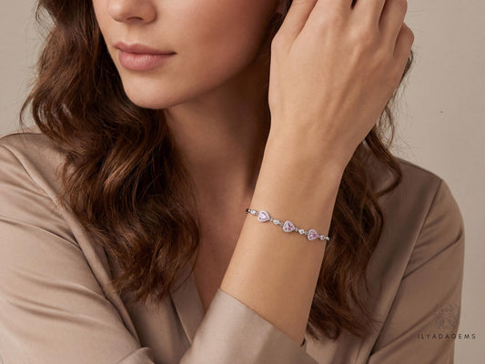 Dainty Heart Charm Bracelet