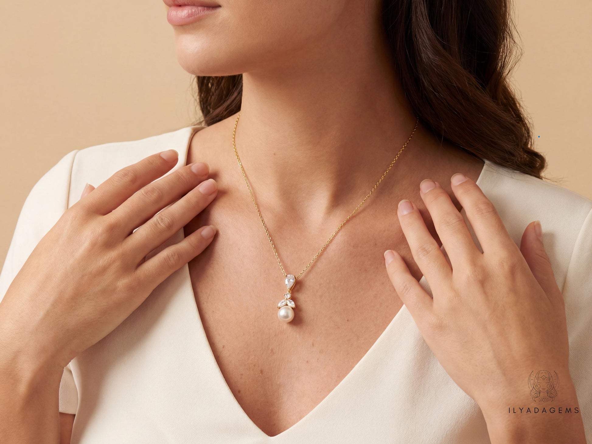 Minimalist Freshwater Pearl Necklace