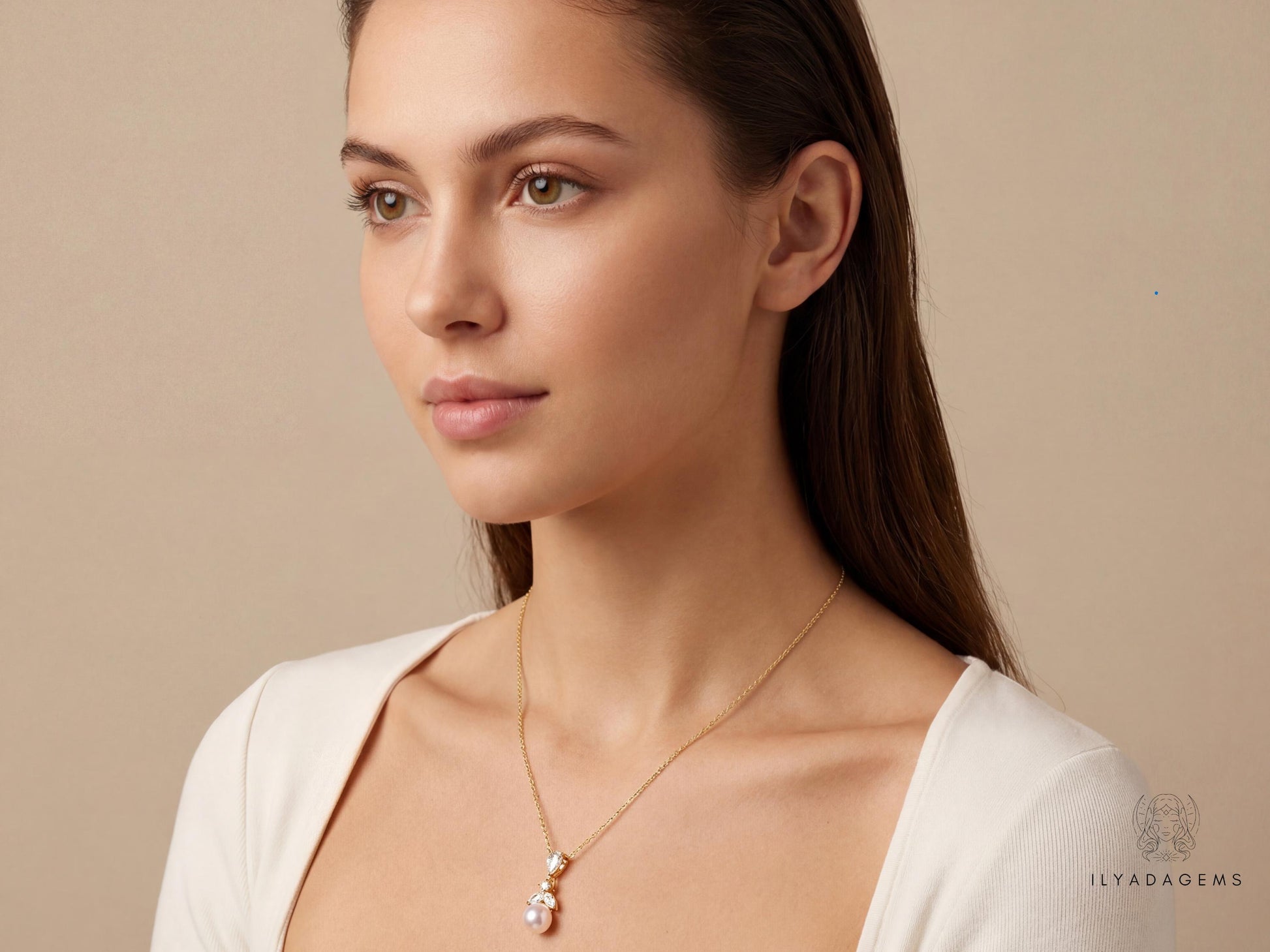 Minimalist Freshwater Pearl Necklace
