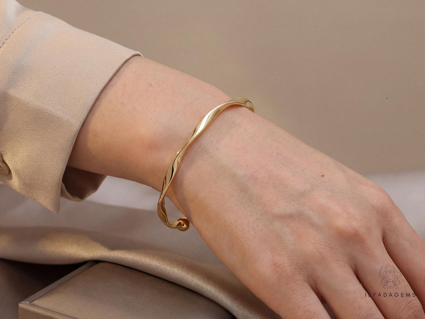 Minimalist Twisted Open Cuff Bracelet