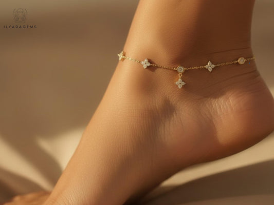 Moissanite Four-Leaf Flower Anklet